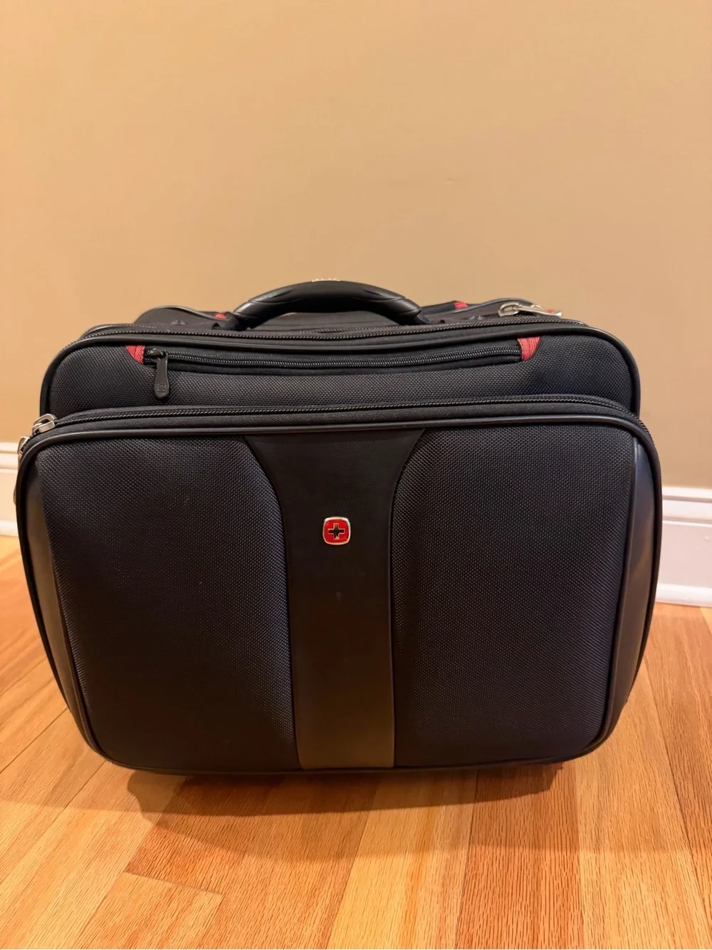 SwissGear Black Laptop Briefcase with Red Accent